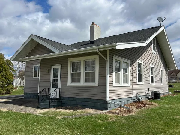 $165,900 | 311 North Stanton Street, Davis, IL 61019