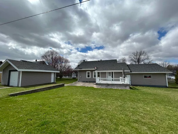 $165,900 | 311 North Stanton Street, Davis, IL 61019