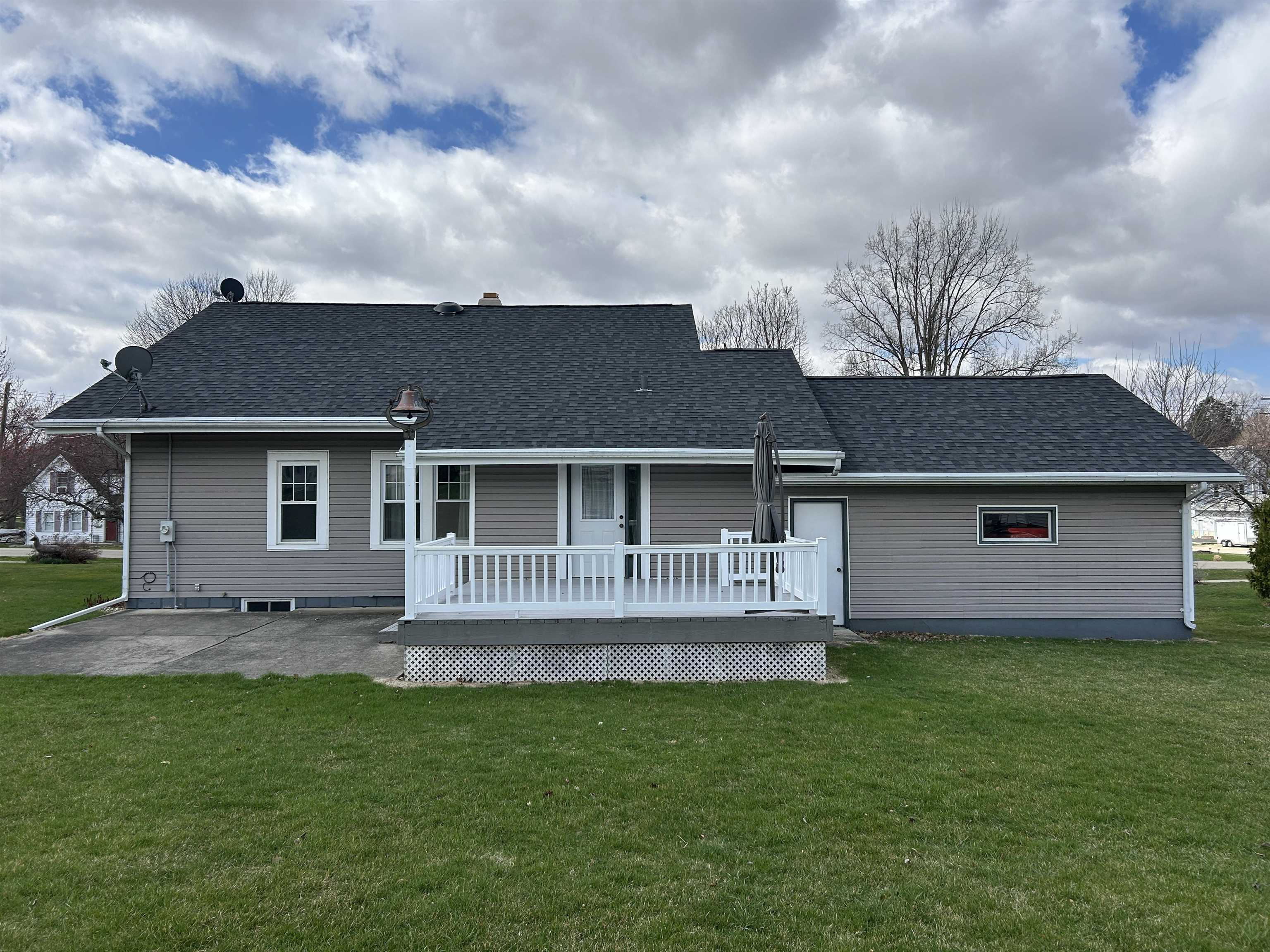 311 North Stanton Street Davis, IL 61019 - Photo 32 of 36