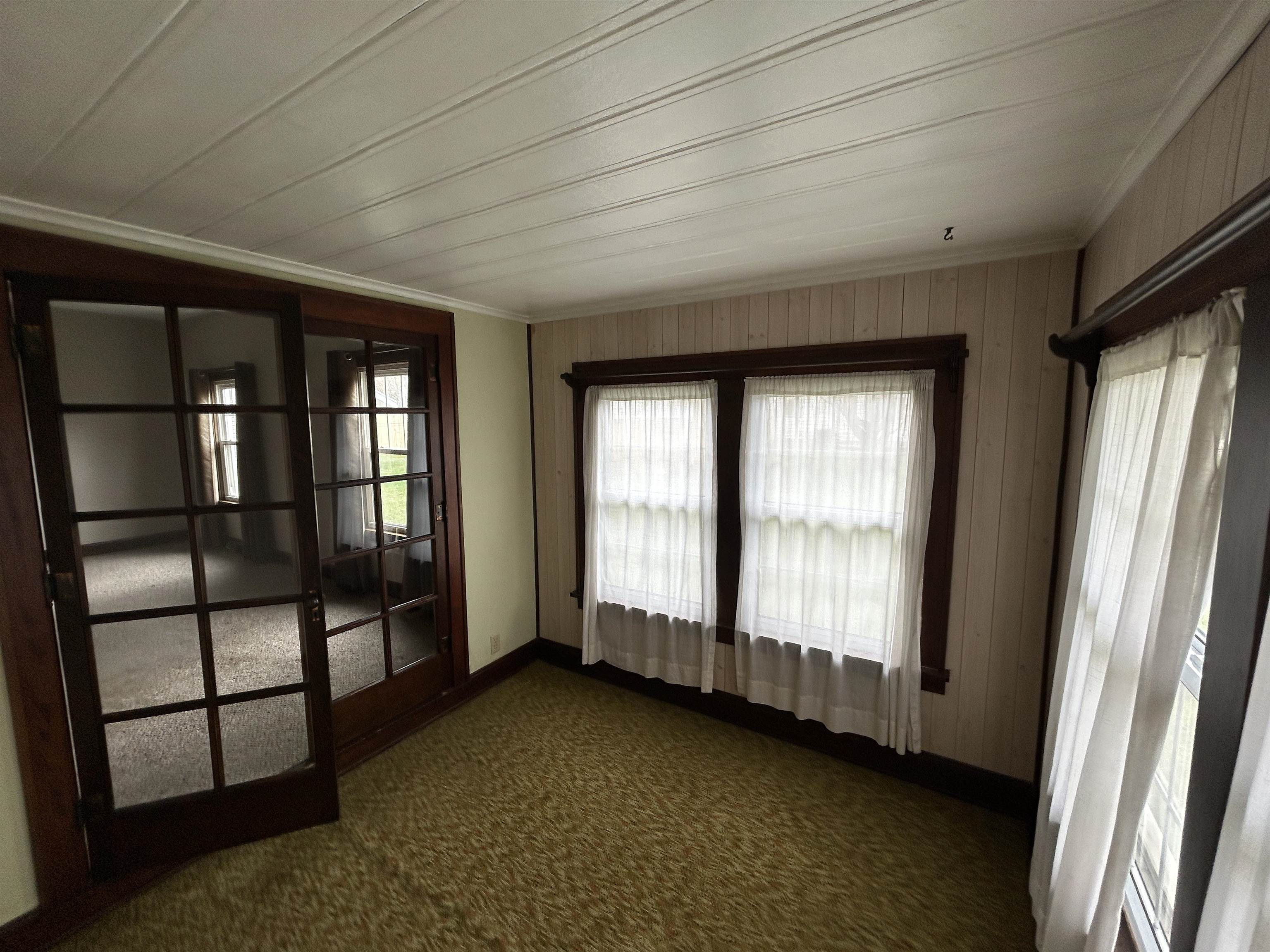 311 North Stanton Street Davis, IL 61019 - Photo 8 of 36