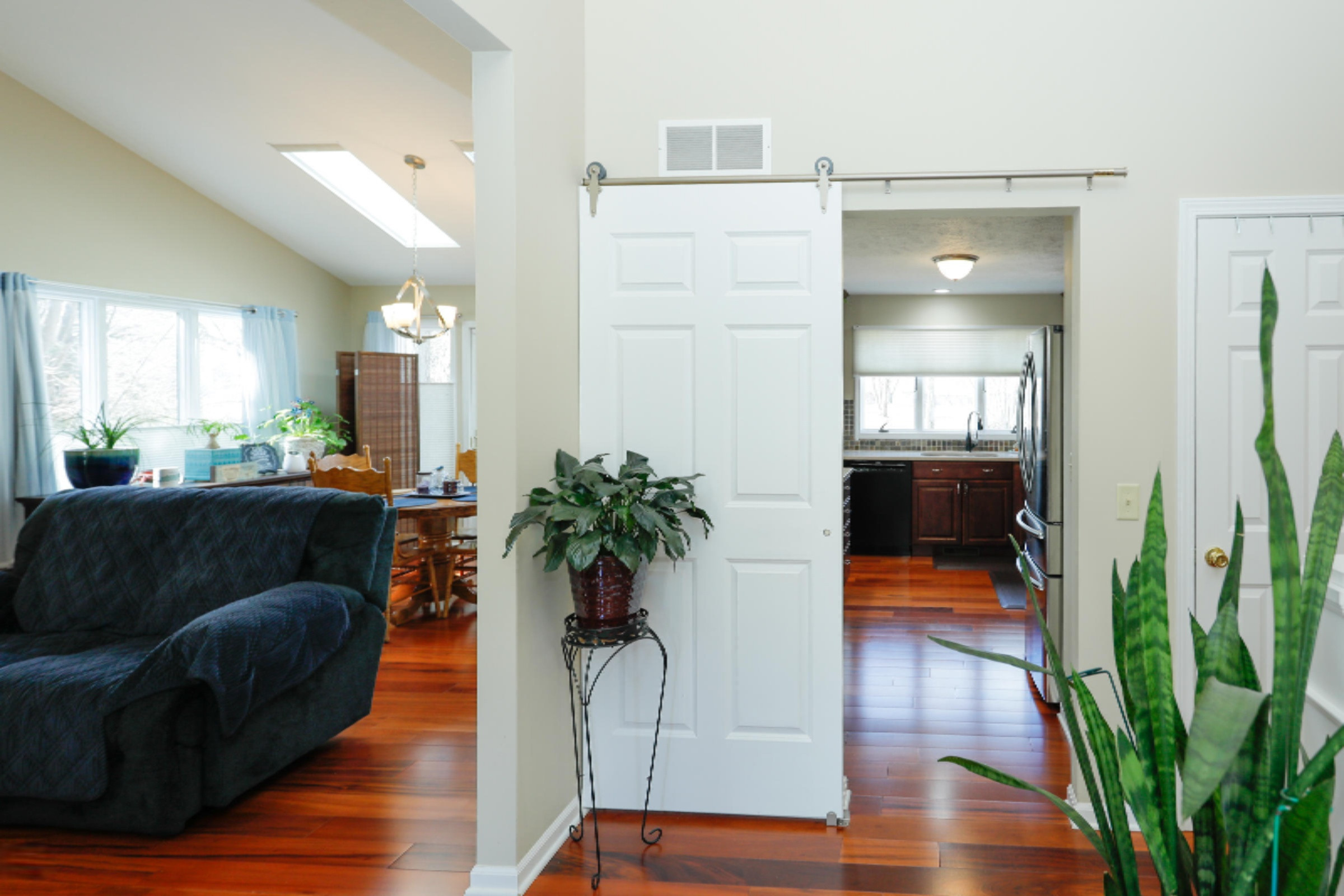813 Stafford Road Kalamazoo, MI 49006 - Photo 14 of 34 813 Stafford-114