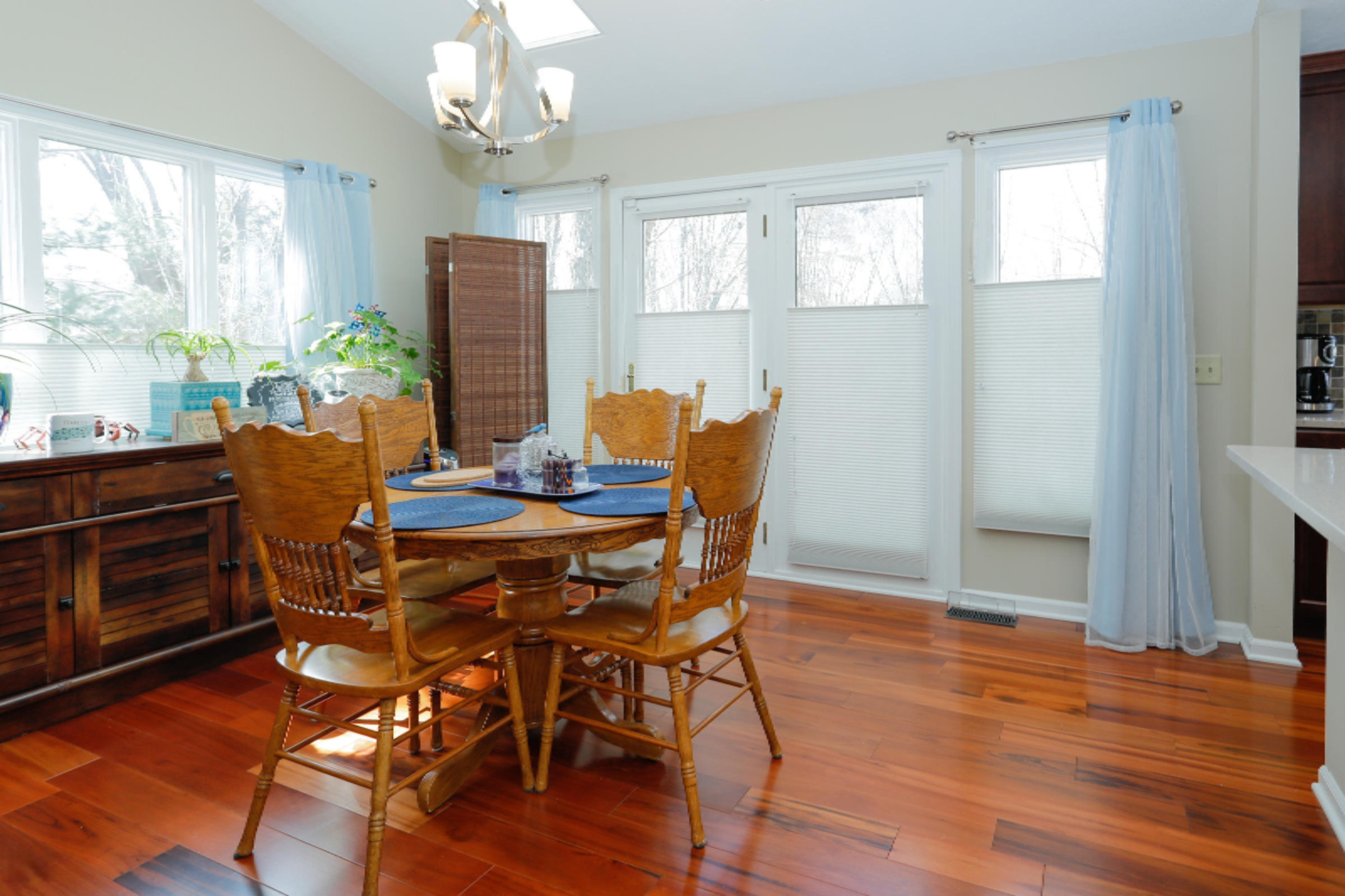 813 Stafford Road Kalamazoo, MI 49006 - Photo 8 of 34 813 Stafford-108
