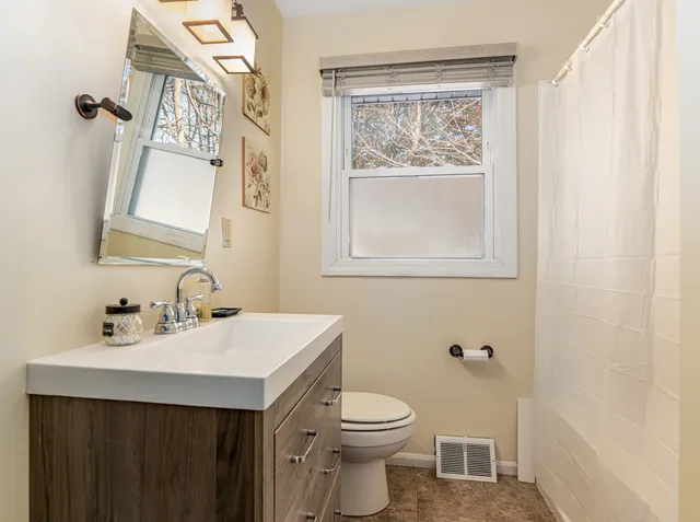 $259,900 | 230 South Reed Street, Joliet, IL 60436