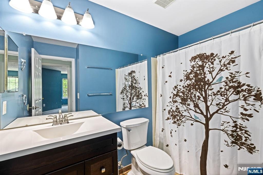 1306 Paddington Road, Unit 1306 Mahwah, NJ 07430 - Photo 17 of 36