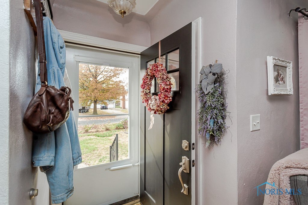 2222 Rood Street Toledo, OH 43613 - Photo 4 of 46 Gallery Image 4