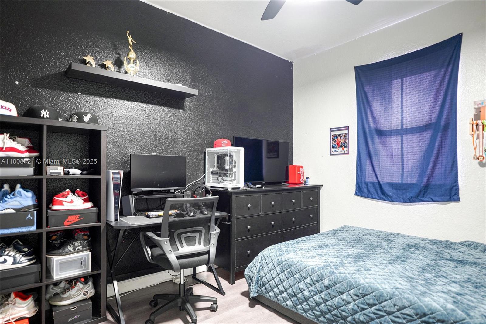 23558 Southwest 113 Passage Homestead, FL 33032 - Photo 9 of 27