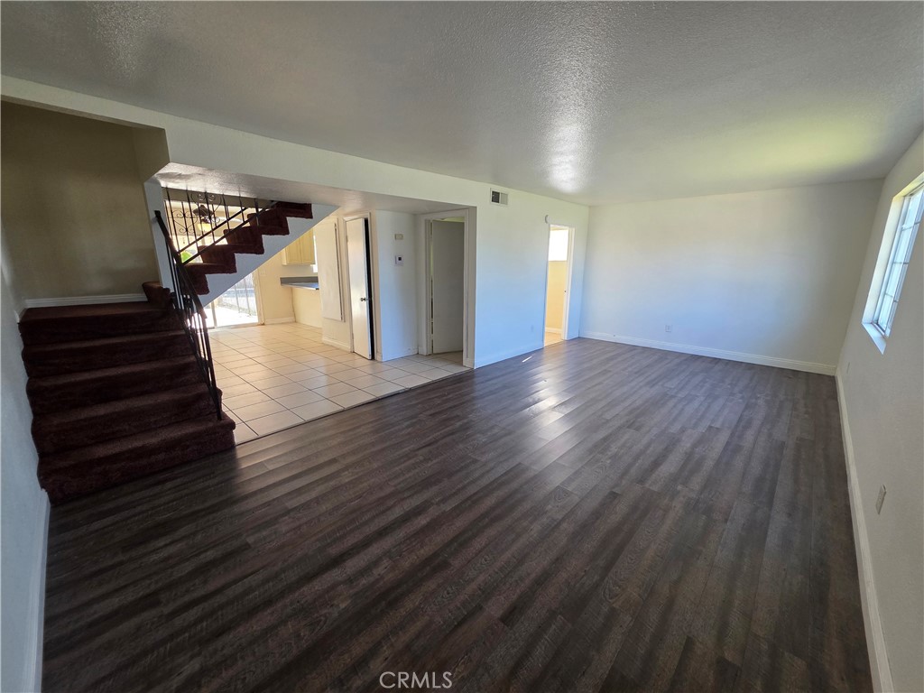 969 South Sage Avenue Rialto, CA 92376 - Photo 8 of 20