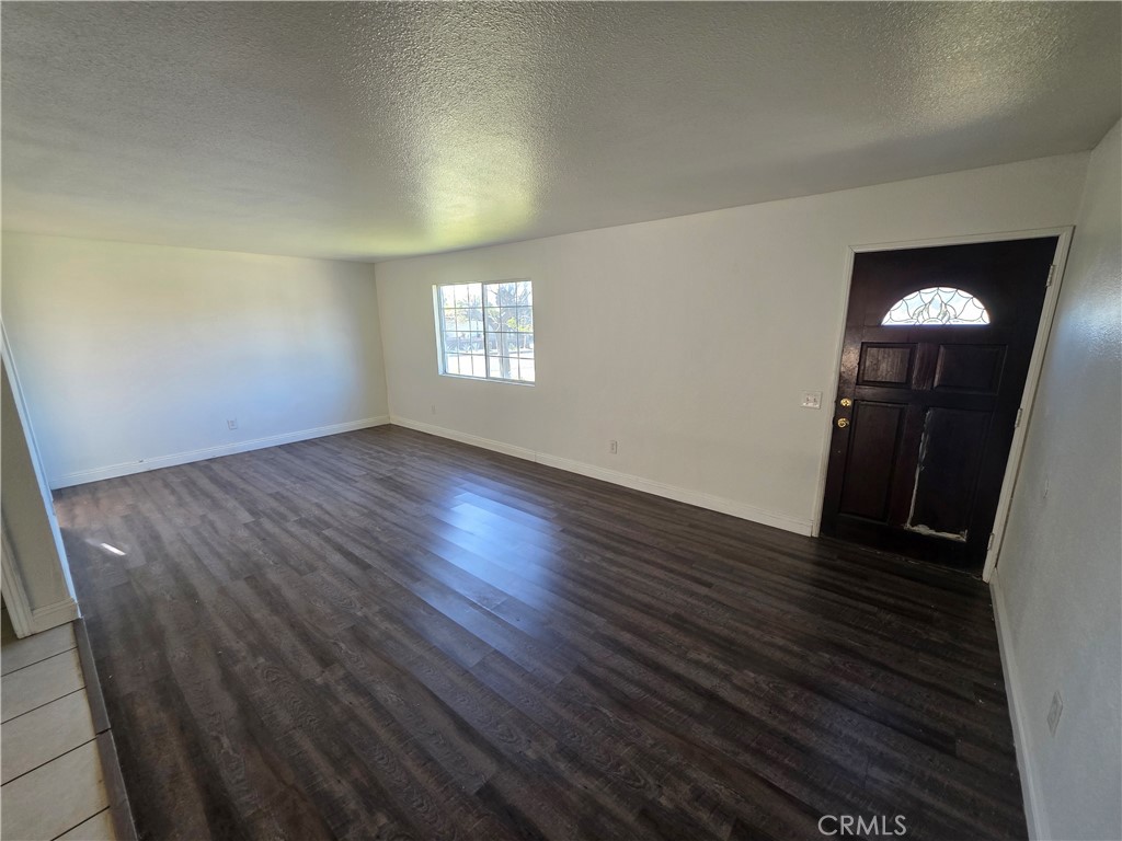 969 South Sage Avenue Rialto, CA 92376 - Photo 9 of 20