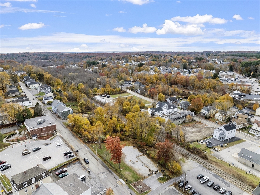 40 High Street Webster, MA 01570 - Photo 16 of 20 an aerial view of multiple house