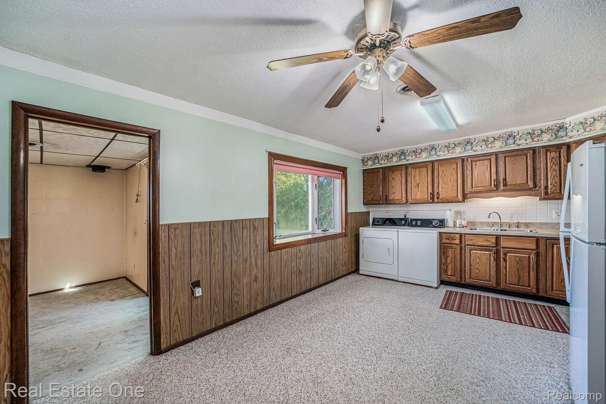 2551 Toby Road Lake Orion, MI 48359 - Photo 11 of 26 017A5149.jpg
