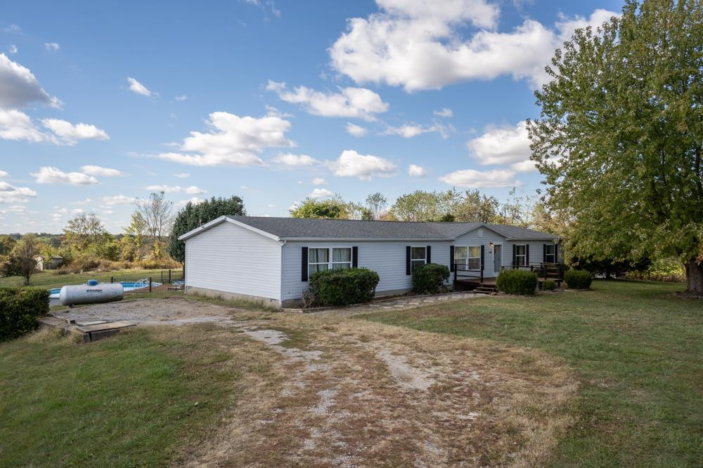 3065 Golden Circle Road Owenton, KY 40359 - Photo 3 of 48 Gallery Image 3