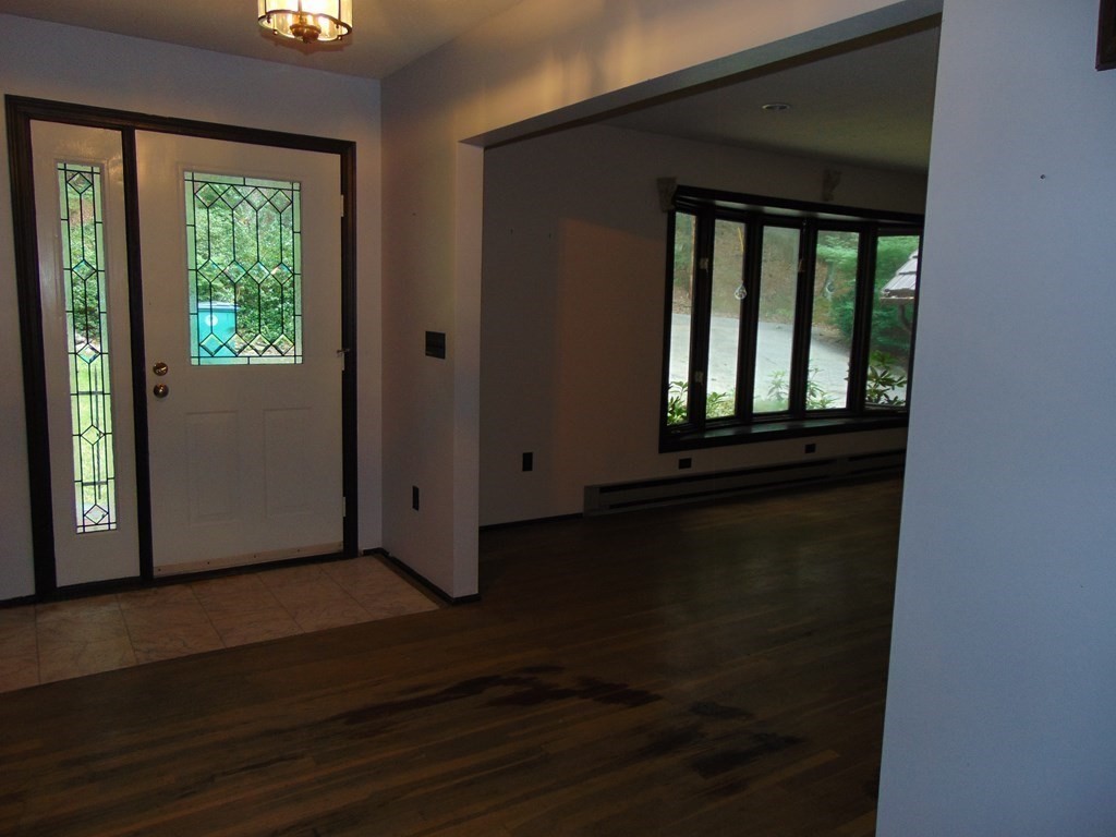 140 Fisher Road Fitchburg, MA 01420 - Photo 9 of 32 Gallery Image 9