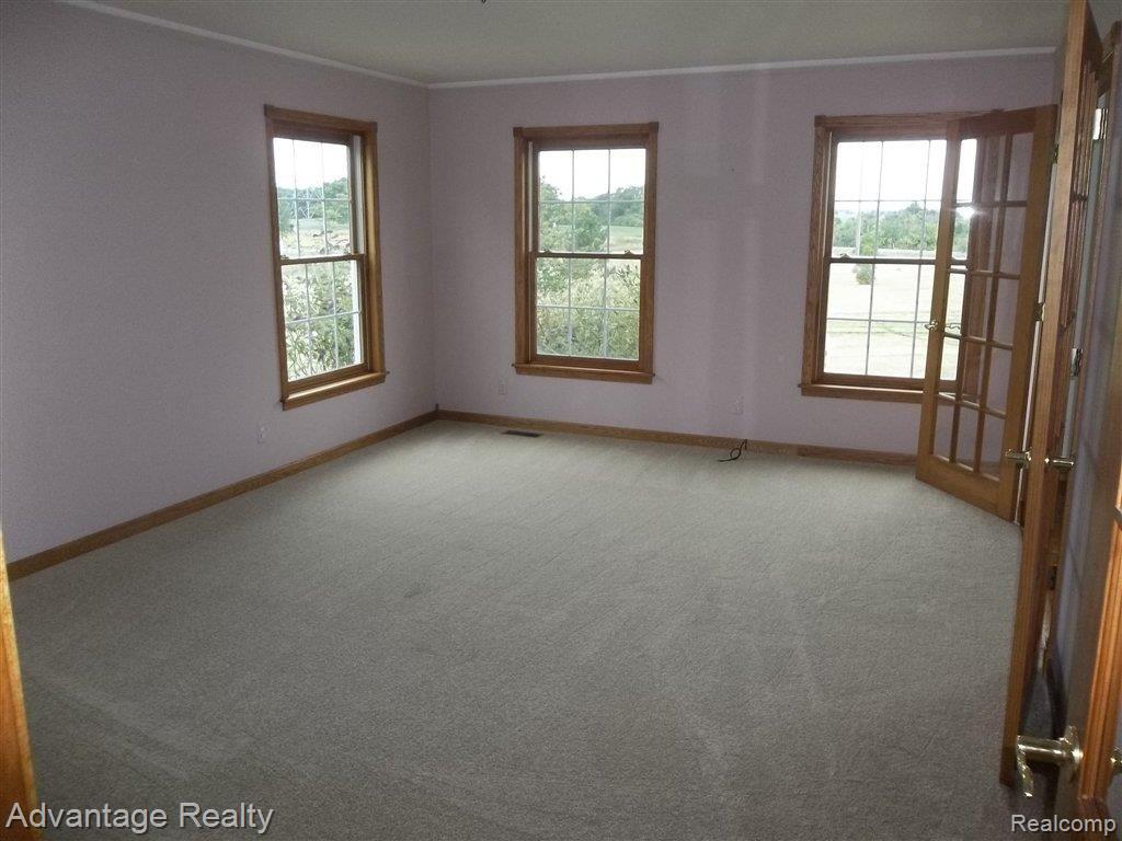 1025 Kronner Road Columbus, MI 48063 - Photo 13 of 25 100_2162.JPG