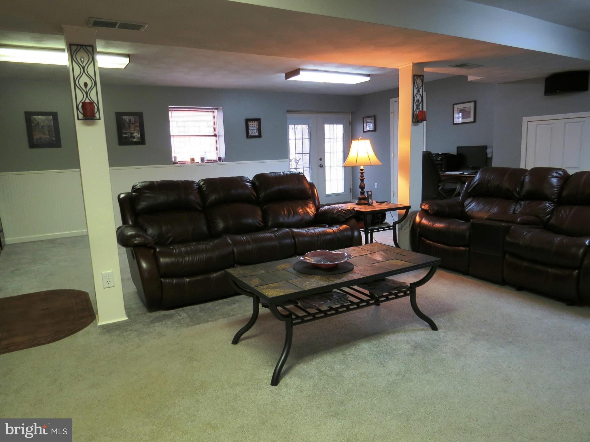 2218 Albert Rill Road Hampstead, MD 21074 - Photo 19 of 30 Family Room