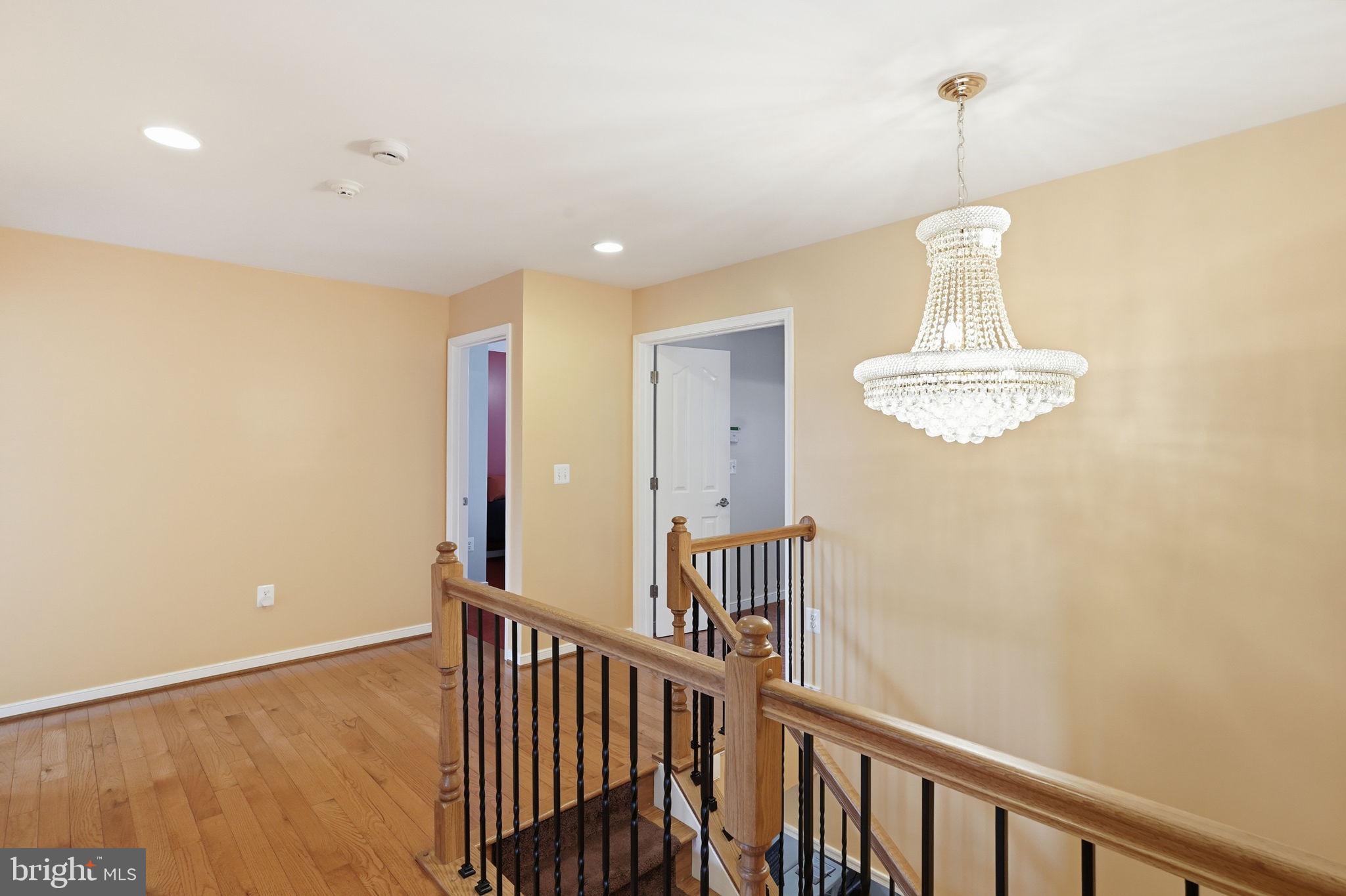 14 Smelters Trace Road Stafford, VA 22554 - Photo 30 of 78 Upper hallway