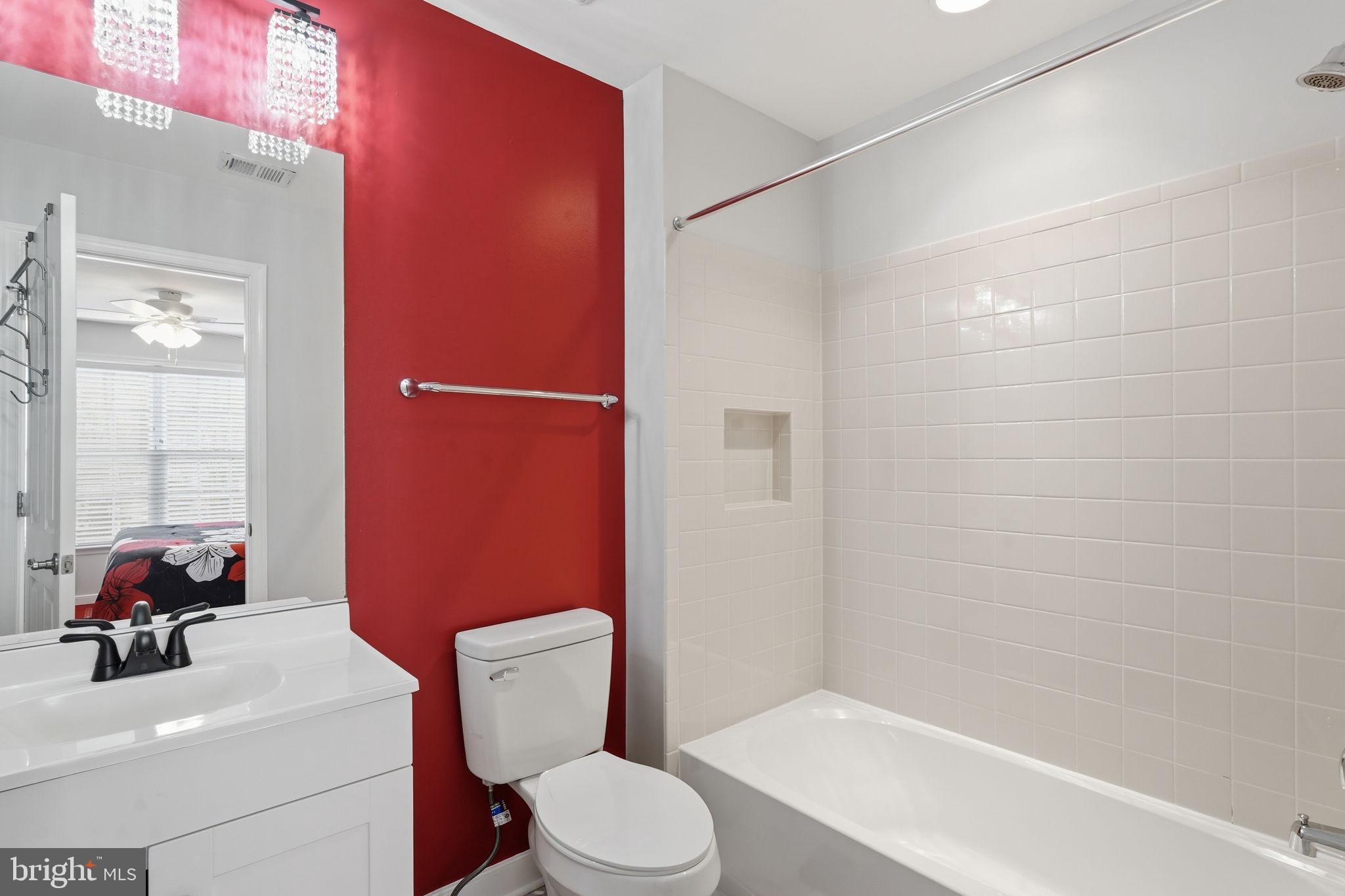 14 Smelters Trace Road Stafford, VA 22554 - Photo 43 of 78 a bathroom with a toilet a sink and shower