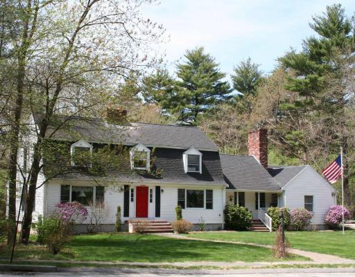 26 Crestwood Road North Reading, MA 01864 - Photo 1 of 15 Gallery Image 1