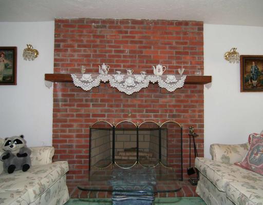 26 Crestwood Road North Reading, MA 01864 - Photo 5 of 15 Gallery Image 5