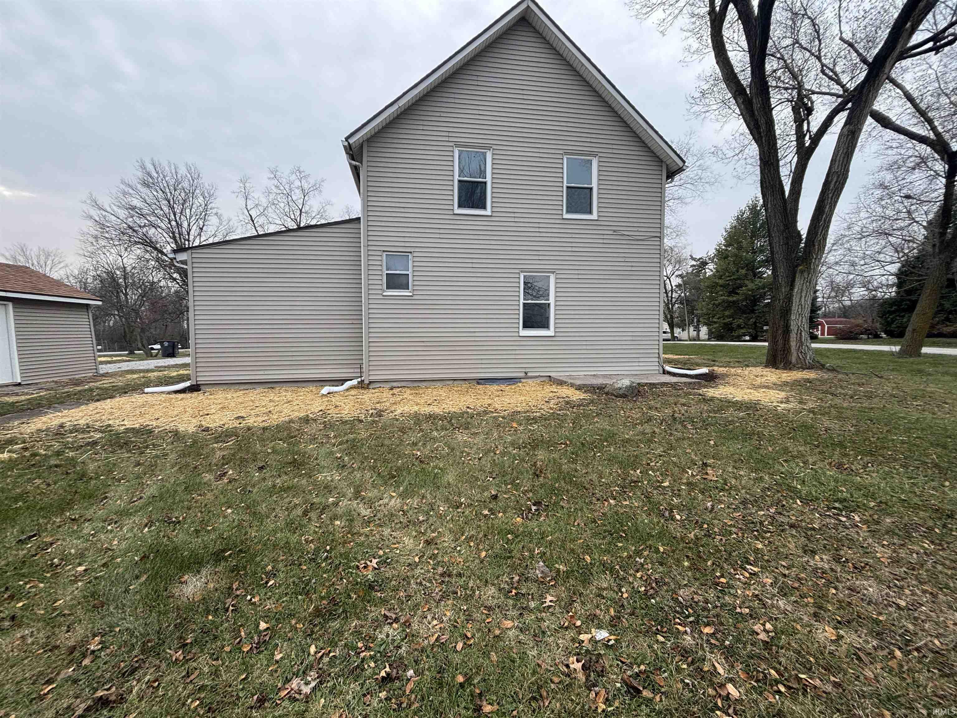 4904 Hatfield Road Fort Wayne, IN 46808 - Photo 5 of 23 Gallery Image 5
