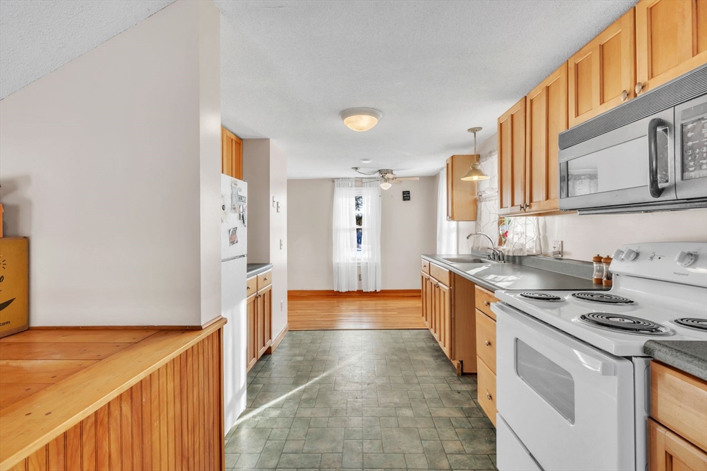 91 Powder Mill Road Southwick, MA 01077 - Photo 11 of 19 Gallery Image 11