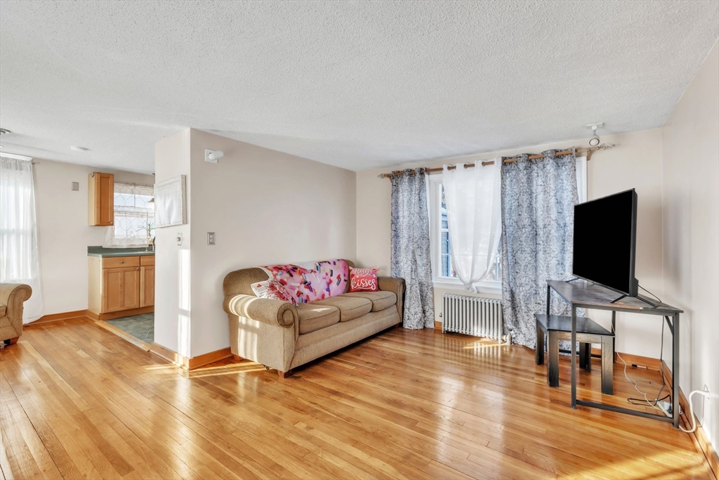 91 Powder Mill Road Southwick, MA 01077 - Photo 4 of 19 Gallery Image 4