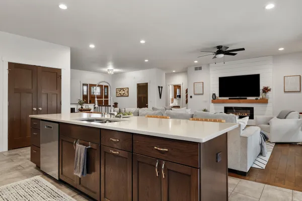 $625,000 | 1703 Bridger Drive, Holmen, WI 54636
