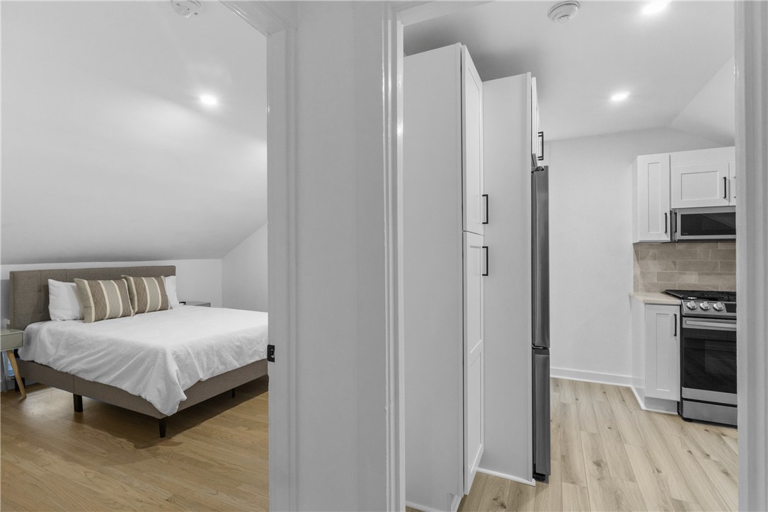 13 Sherman Street Newport, RI 02840 - Photo 32 of 50 Unit 3