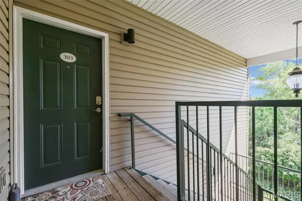 $185,000 | 885 Forest Avenue, Unit 303, Valley Park, MO 63088