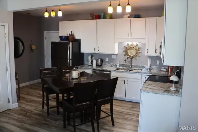 $195,000 | 885 Forest Avenue, Unit 303, Valley Park, MO 63088