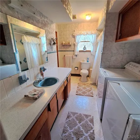 $249,900 | 2178 Woodside Drive, Camden, NY 13316