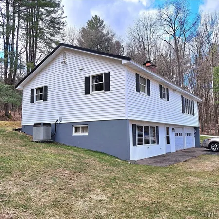 $249,900 | 2178 Woodside Drive, Camden, NY 13316