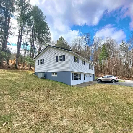 $249,900 | 2178 Woodside Drive, Camden, NY 13316