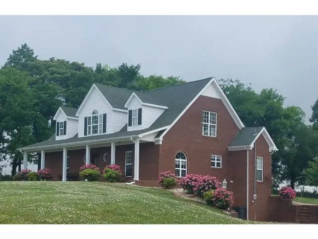 $829,998 | 1714 Bear Creek Road, Lynnville, TN 38472