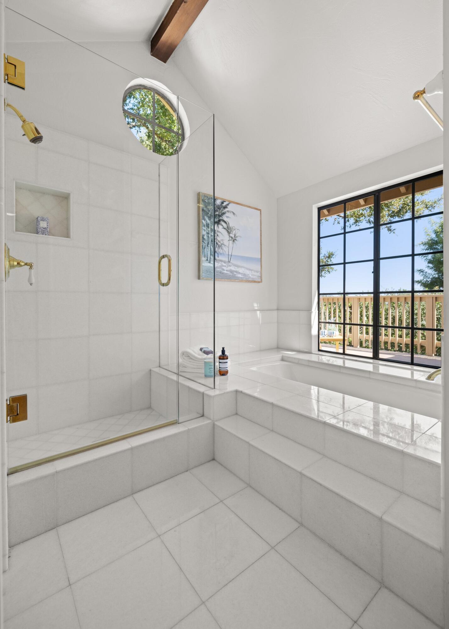 844 Cheltenham Road Santa Barbara, CA 93105 - Photo 25 of 31 a bathroom with a tub and a shower