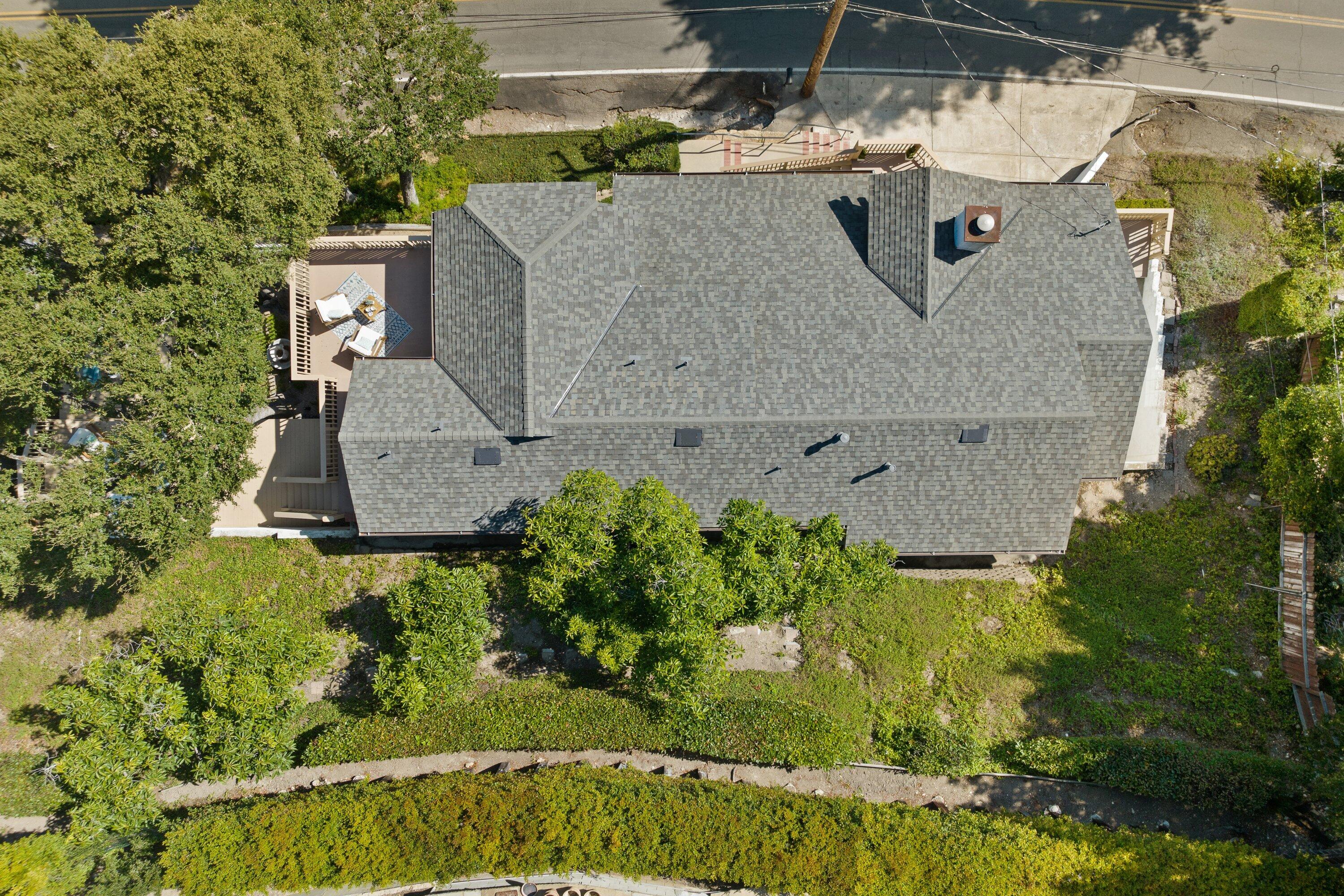 844 Cheltenham Road Santa Barbara, CA 93105 - Photo 29 of 31 an aerial view of a house with a yard