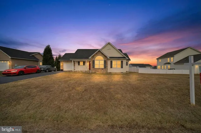 $310,000 | 30 Ives Street, Martinsburg, WV 25405