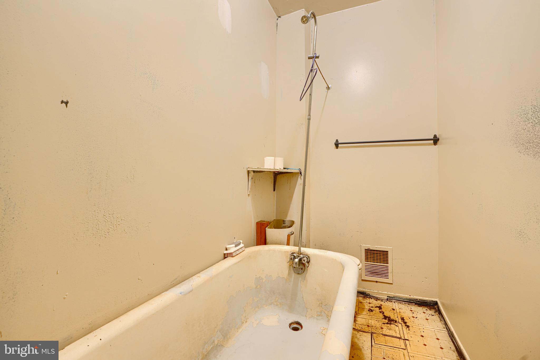 2103 Federal Street Baltimore, MD 21213 - Photo 13 of 14 Gallery Image 13
