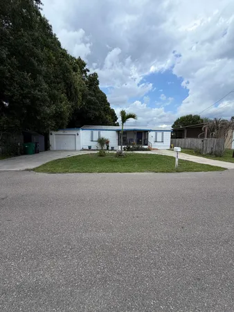 $149,999 | 4207 Southeast 27th Street, Okeechobee, FL 34974