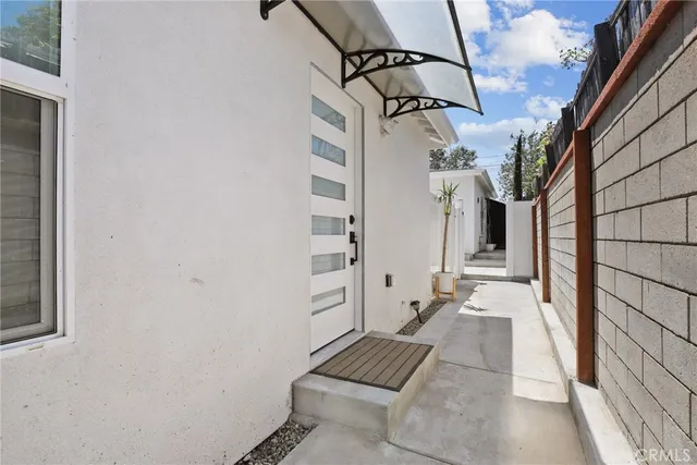 $1,450,000 | 2129 North Pepper Street, Burbank, CA 91505