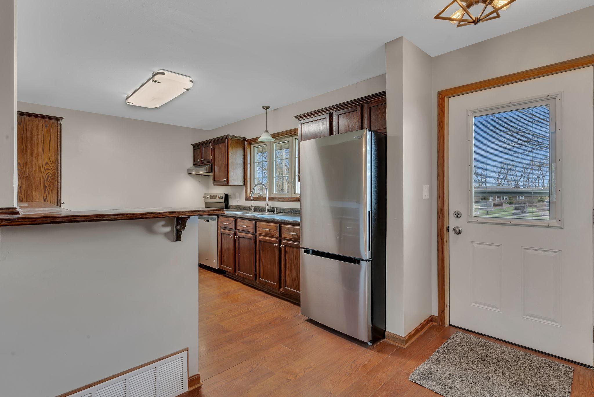 606 Cofield Street South Raymond, MN 56282 - Photo 4 of 30