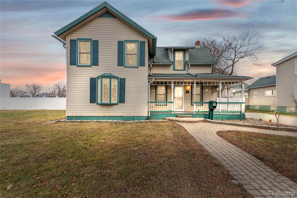 26240 Gibraltar Road Flat Rock, MI 48134 - Photo 2 of 29 Gallery Image 2