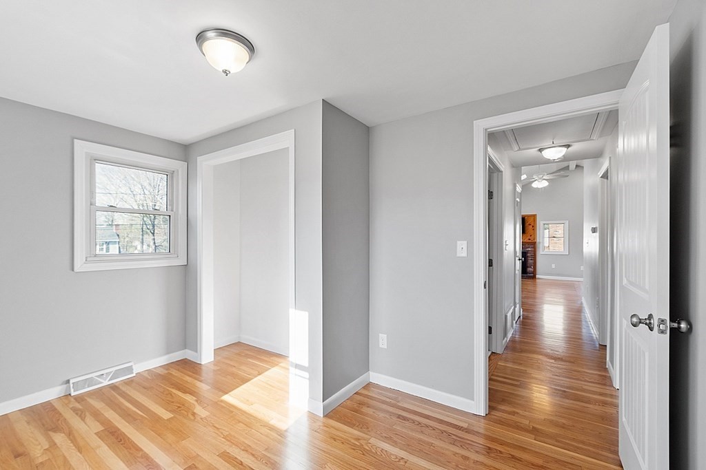 8 Haskell Road Pepperell, MA 01463 - Photo 28 of 41