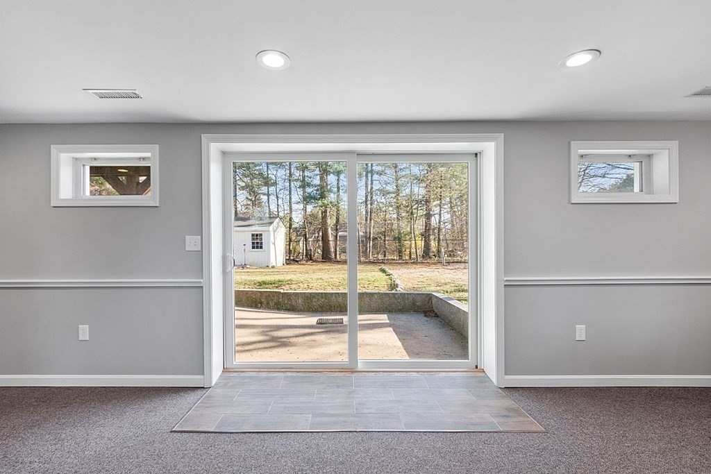 8 Haskell Road Pepperell, MA 01463 - Photo 36 of 41