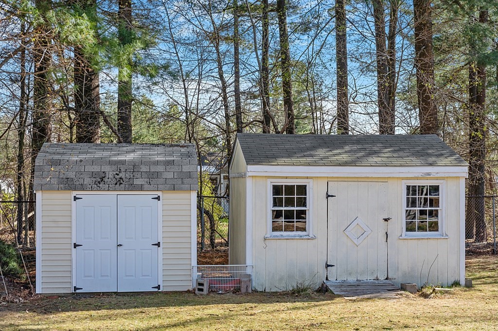 8 Haskell Road Pepperell, MA 01463 - Photo 6 of 41