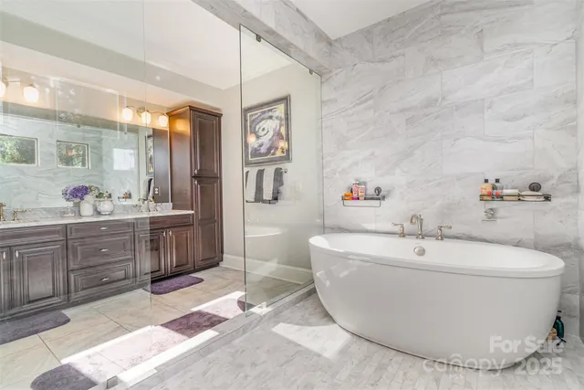 $1,800,000 | 208 Pumpkin Seed Court, Matthews, NC 28104