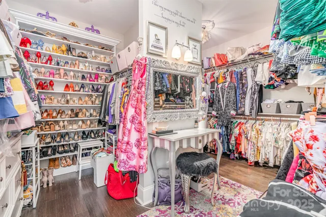 $1,800,000 | 208 Pumpkin Seed Court, Matthews, NC 28104