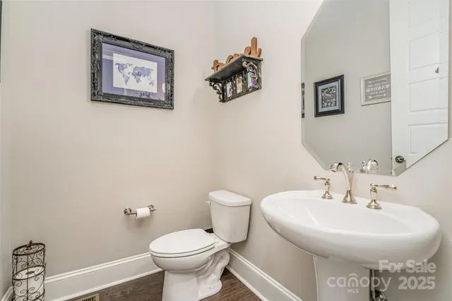 $1,800,000 | 208 Pumpkin Seed Court, Matthews, NC 28104