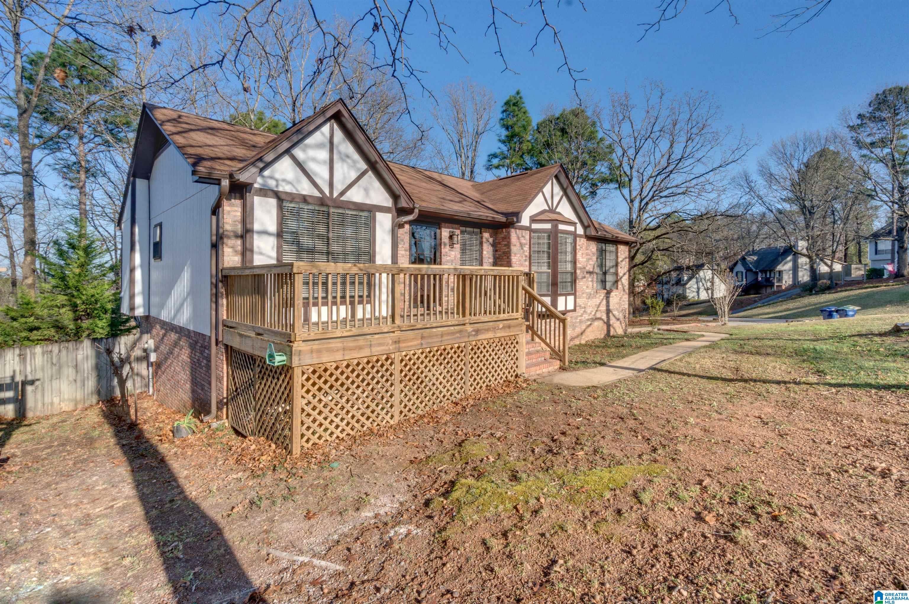 201 Port S Lane Alabaster, AL 35007 - Photo 4 of 49