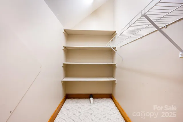 a room with a closet