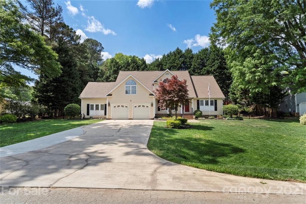 1915 Hempstead Road Rock Hill, SC 29732 - Photo 1 of 48 Gallery Image 1